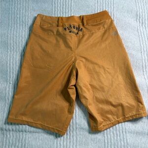 Giddy Up Petunia Mafia Bicycle Cycling Shorts Gold Orange Women’s Small‎
